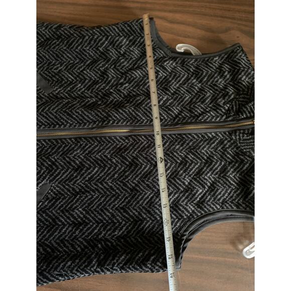Charter Club herringbone textured vest women's size small black gray full zip - Picture 13 of 13